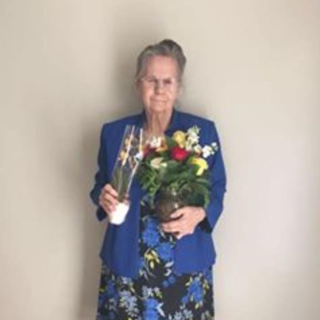 Lora Bennett Obituary