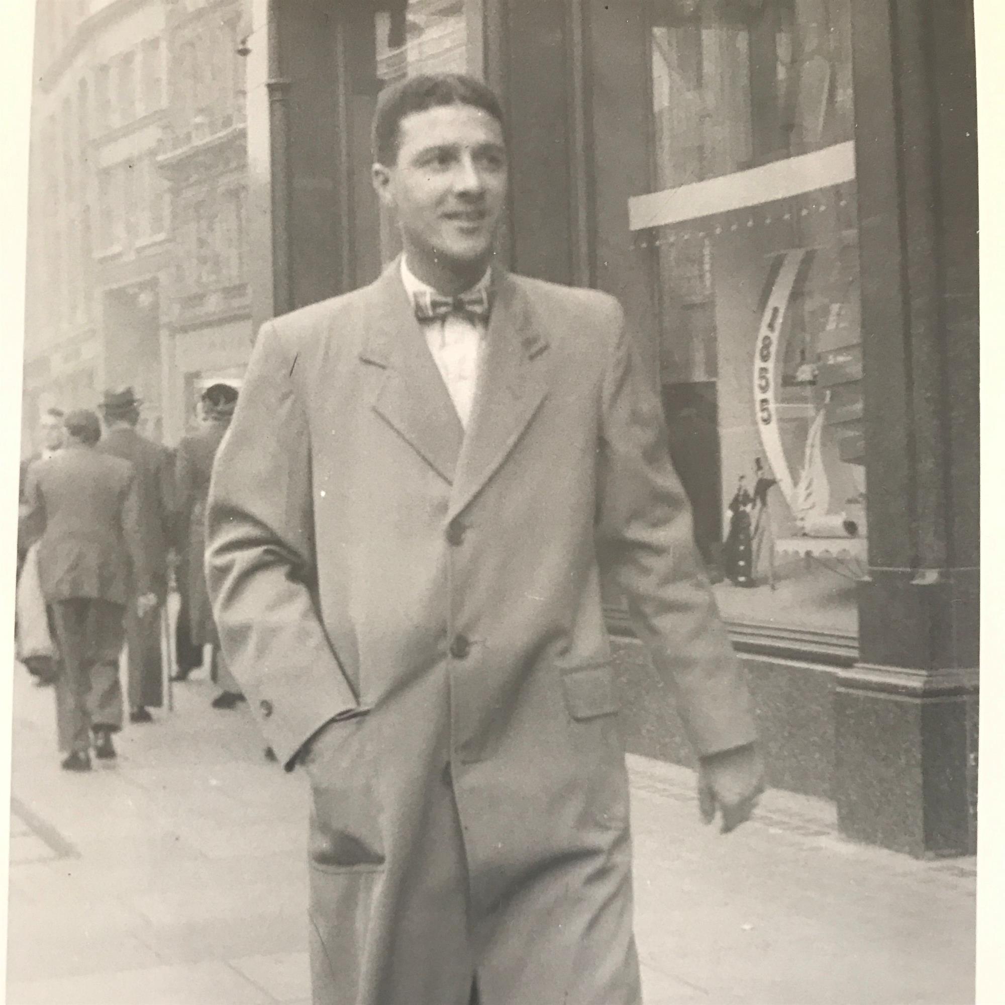 Douglas Holland Obituary