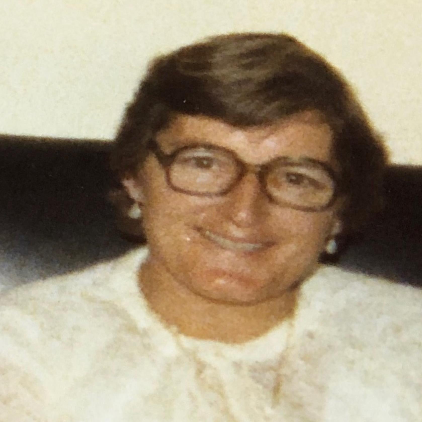 Aileen Bessie (Huckelbridge) Gray's obituary , Passed away on May 8, 2020 in Geelong, Victoria