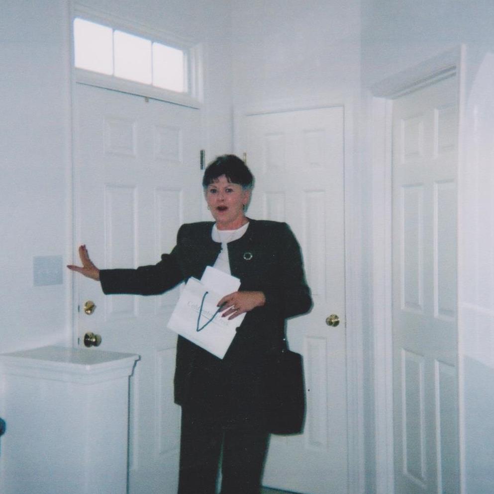 Susan (Petros) Petropoulakis