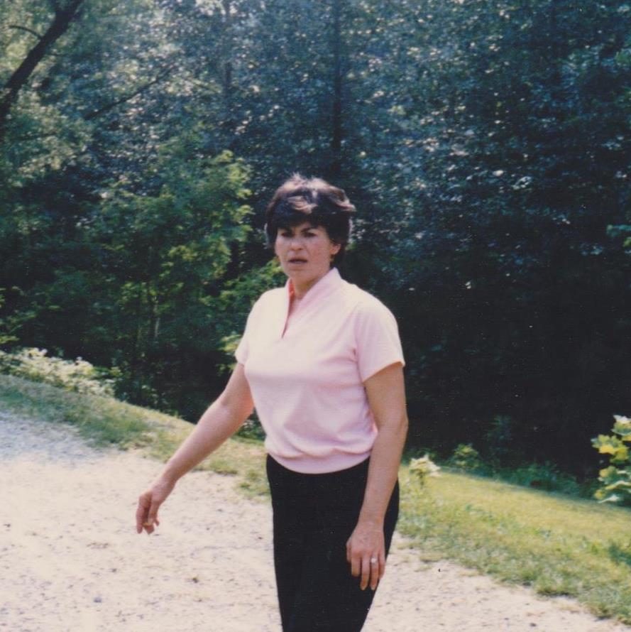 Susan (Petros) Petropoulakis