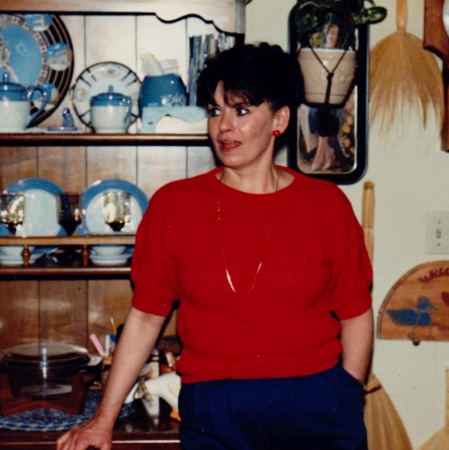 Susan (Petros) Petropoulakis