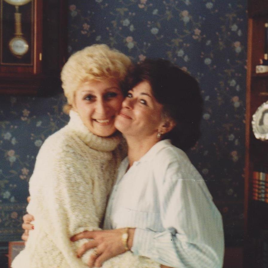 Susan (Petros) Petropoulakis