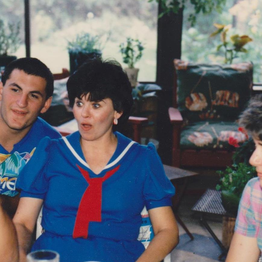 Susan (Petros) Petropoulakis