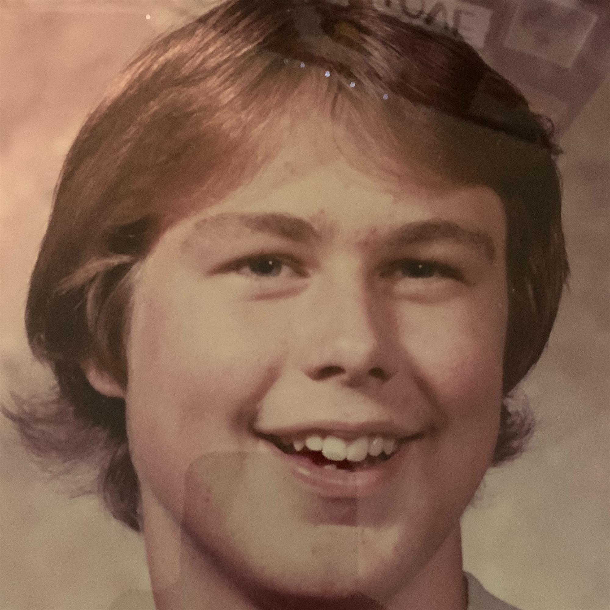Lowell "Lonnie" Wagness Jr.'s obituary , Passed away on November 4, 2020 in Cadott, Wisconsin