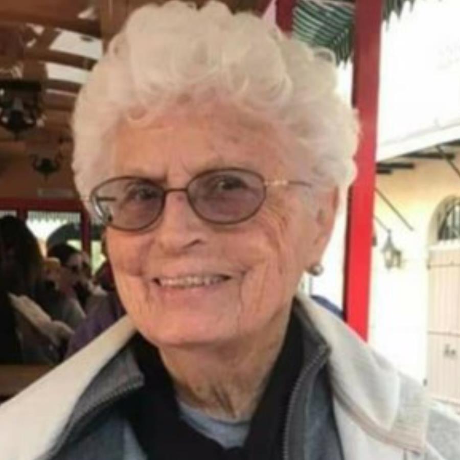 Leone Kathryn Mitchell's obituary , Passed away on November 17, 2020 in Chandler, Arizona
