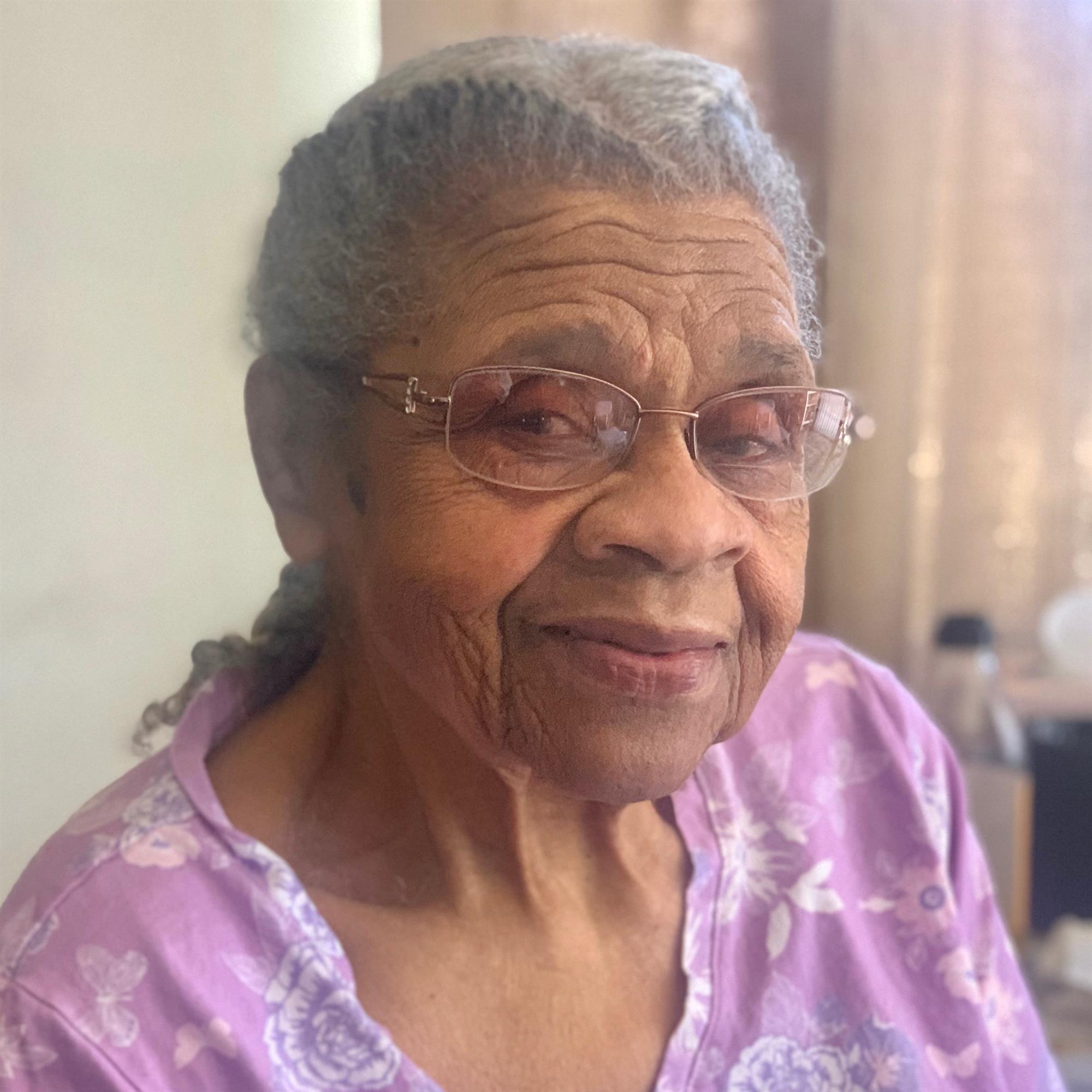 Shirley J Williams Obituary