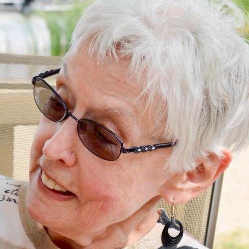 Dagny Kahleck Obituary