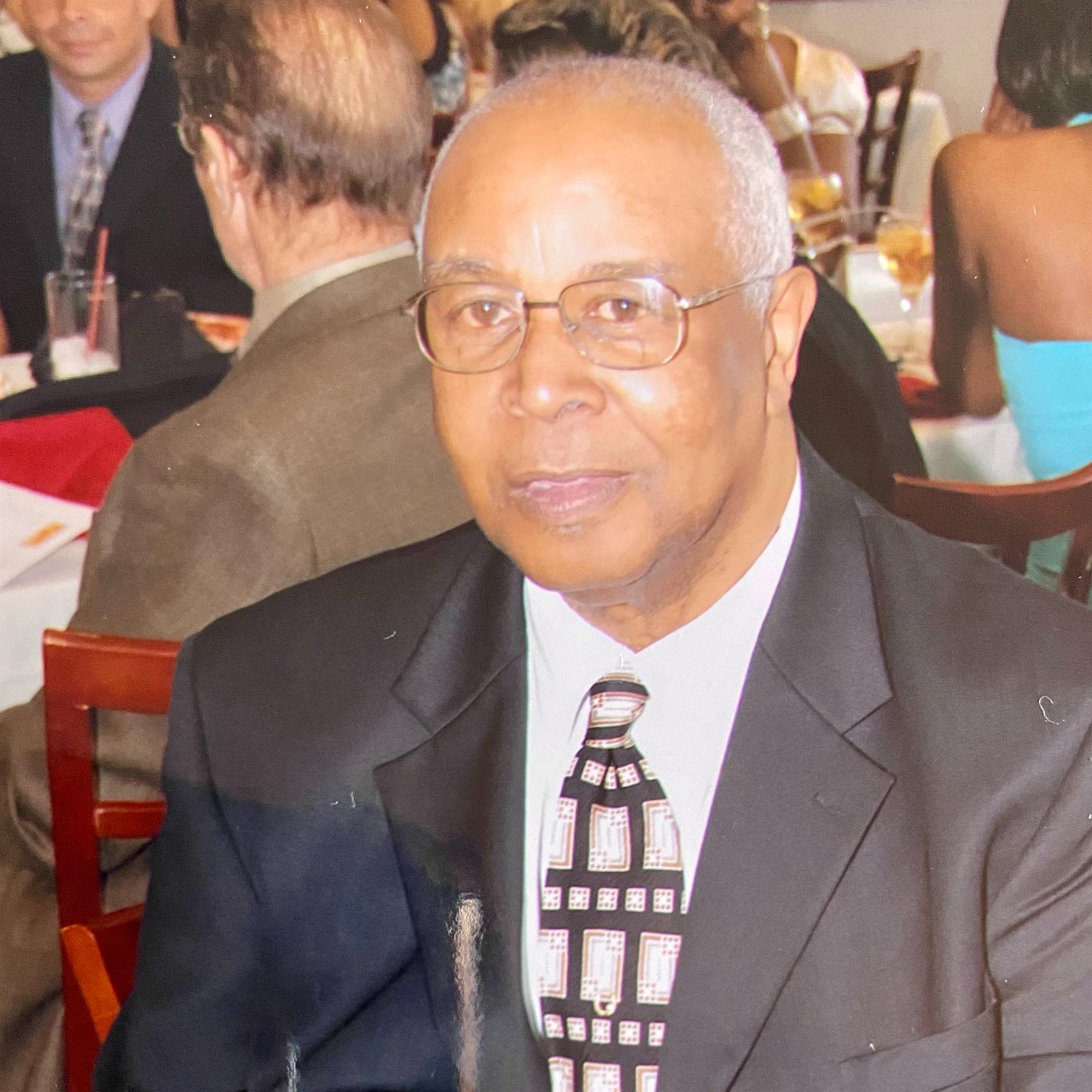 Russell Butler Sr.'s obituary , Passed away on September 15, 2021 in Benton Harbor, Michigan