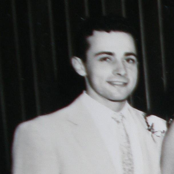 Robert "Bob" E. Camus's obituary , Passed away on December 8, 2021 in Pittsburgh, Pennsylvania