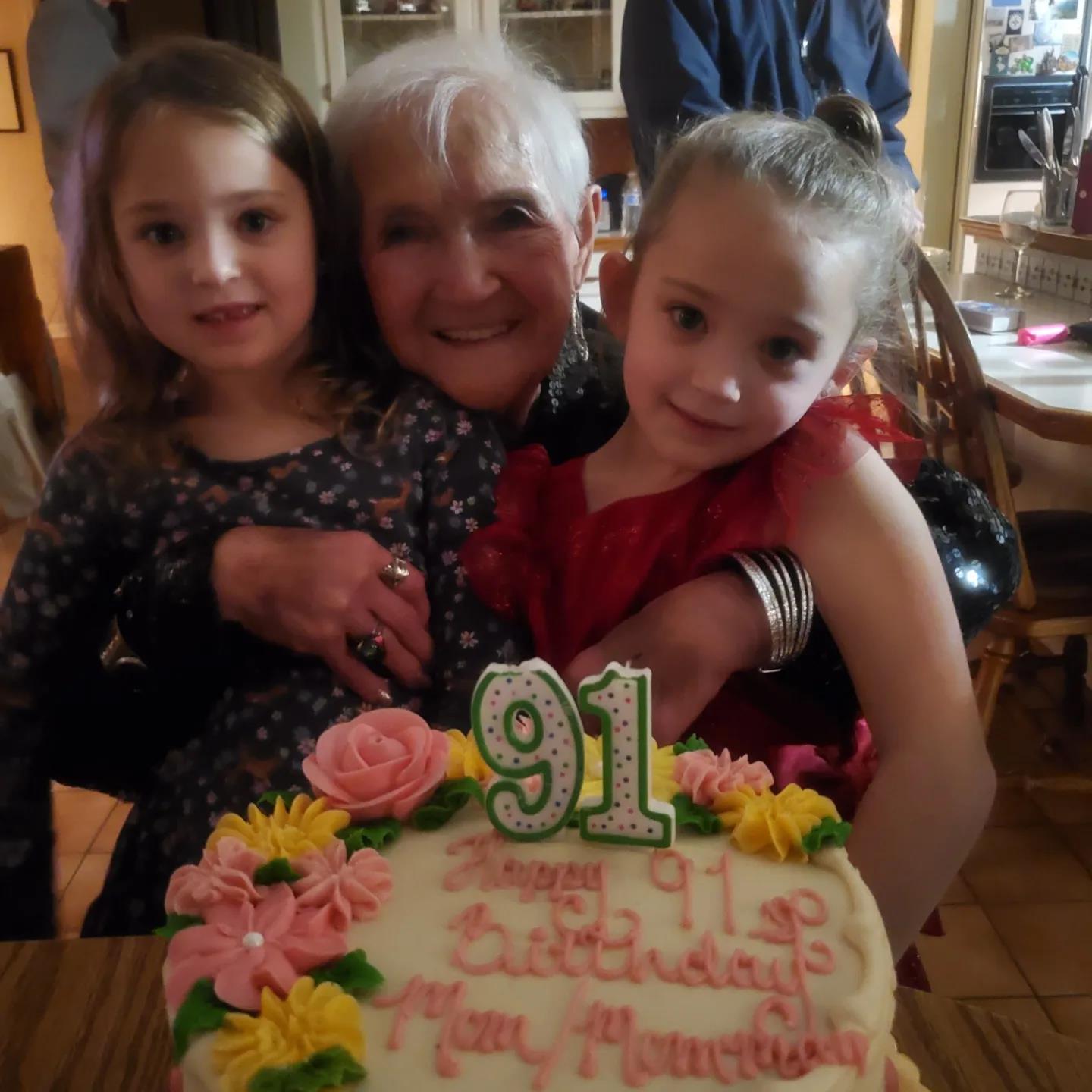 Laura (Slezak) Bregande