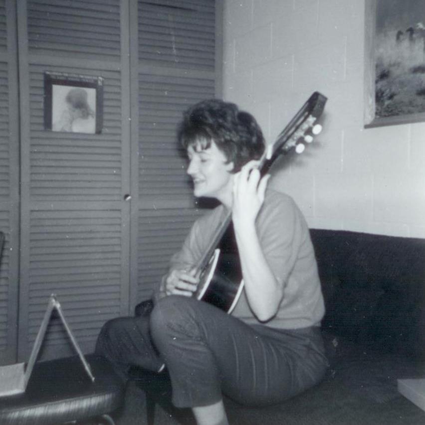 Iris Arla (Roberts) Moore