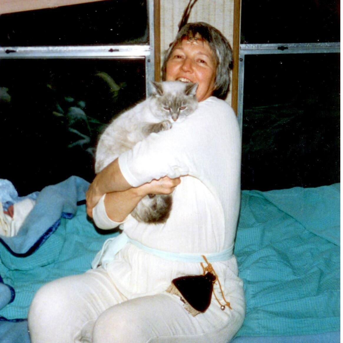 Iris Arla (Roberts) Moore