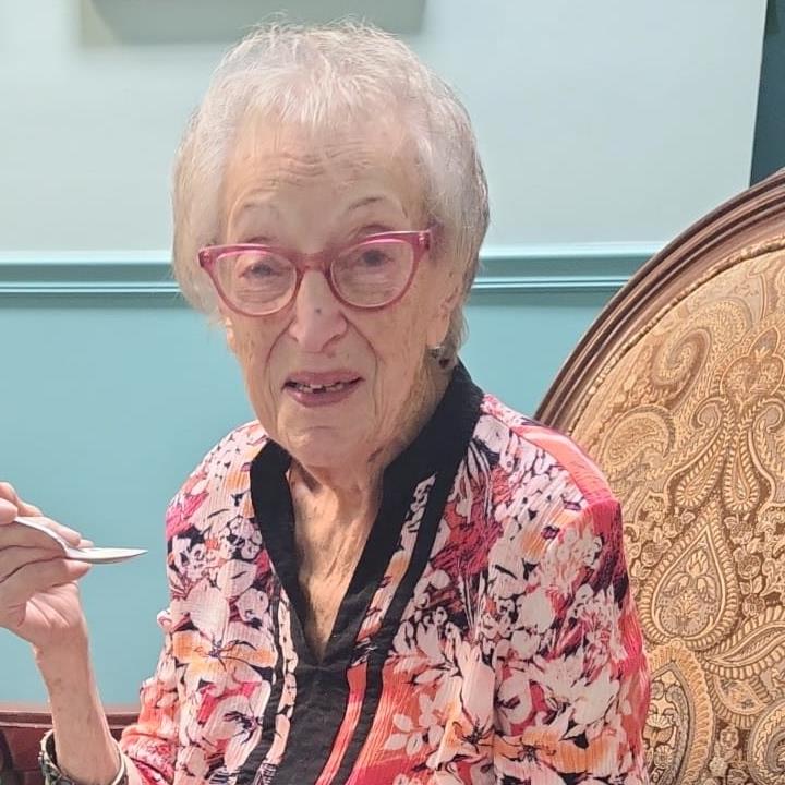 Mrs Doris Lee (Bratspis) Prussel's obituary , Passed away on November 9, 2022 in Saint Petersburg, Florida