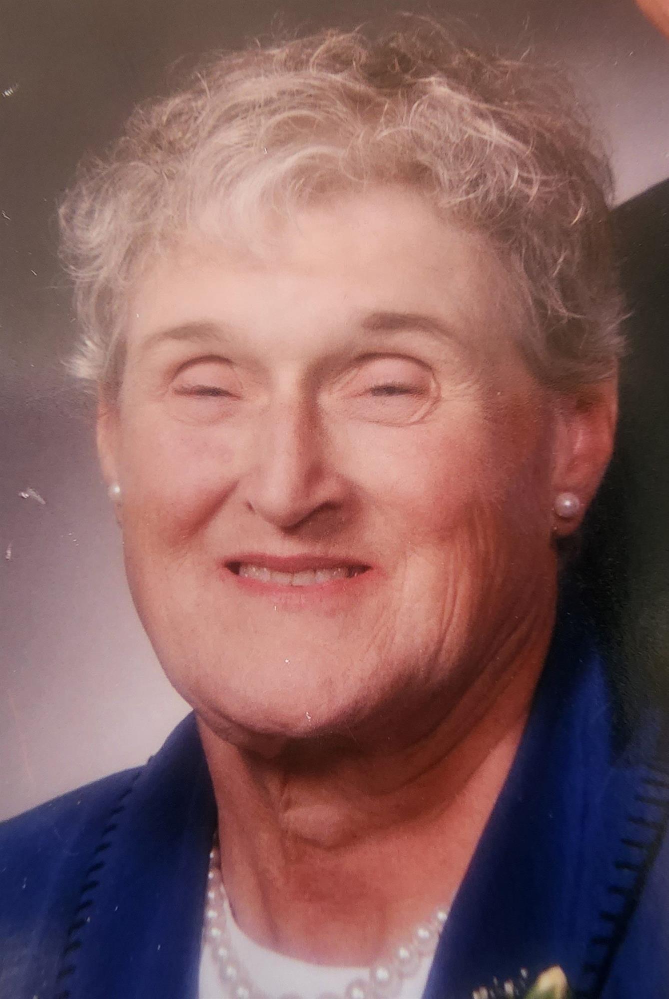 Ella Leger