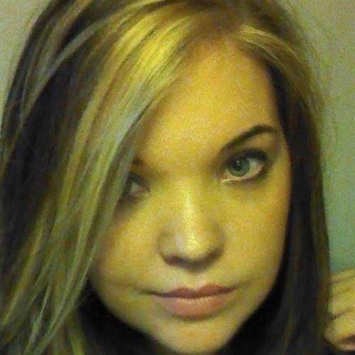 Lindsay Beth Lowery-Garrett