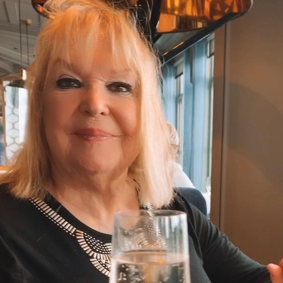 Renée Côté Obituary