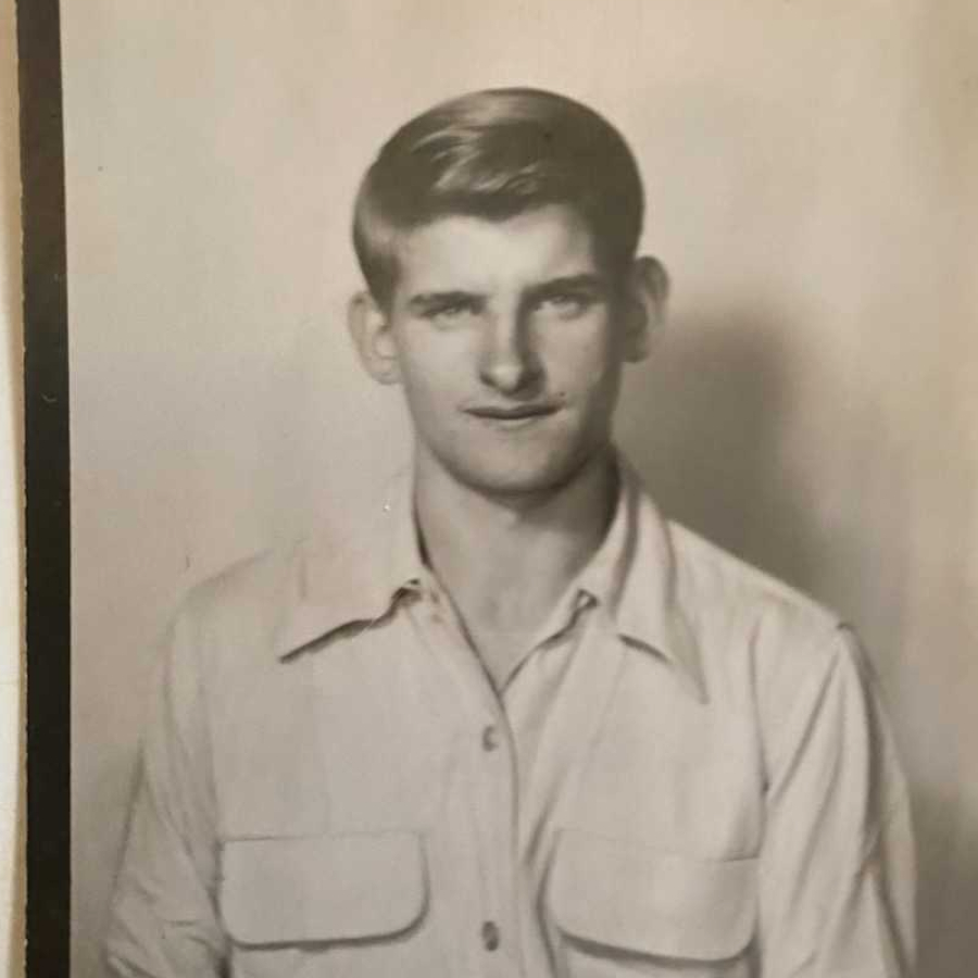 Tom Perry's obituary , Passed away on December 2, 2023 in Crestwood, Illinois