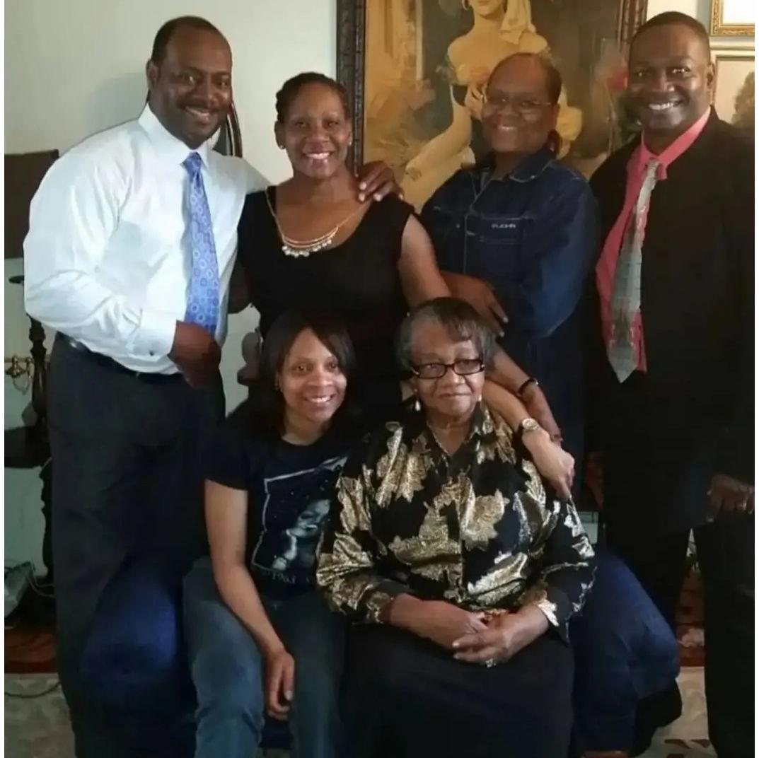Essie Pearl Brown's obituary , Passed away on March 10, 2024 in Washington, District of Columbia