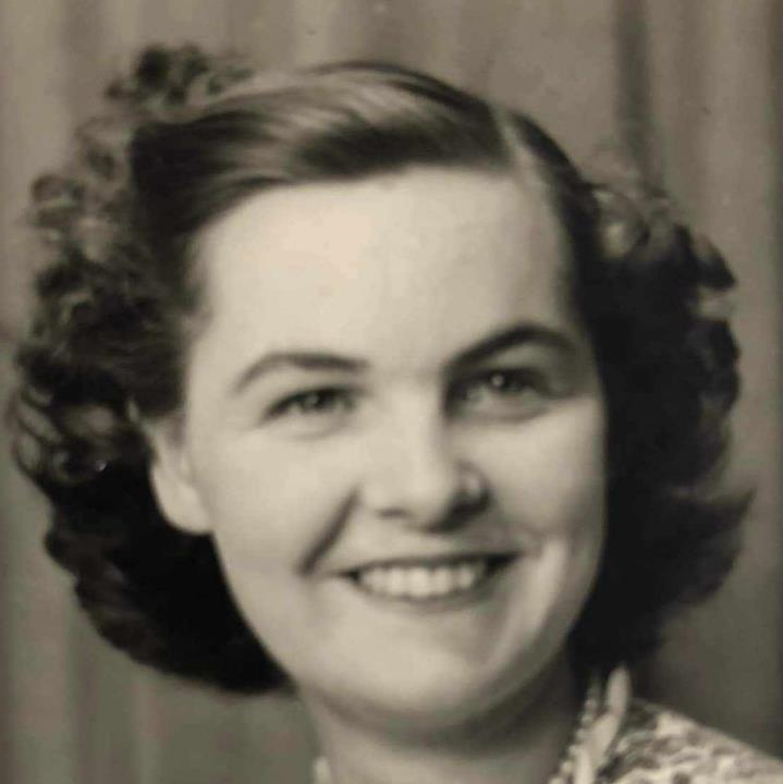 Iris Kathleen (Stevens) Johnston