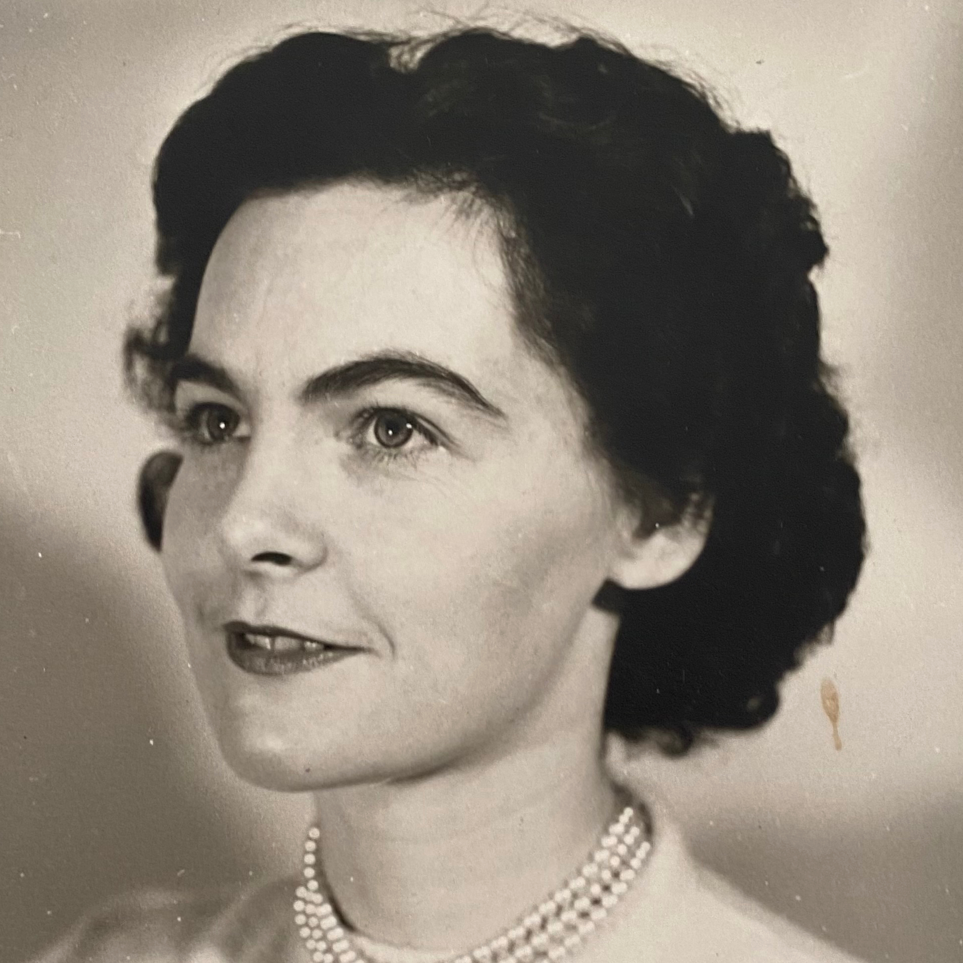 Iris Kathleen (Stevens) Johnston