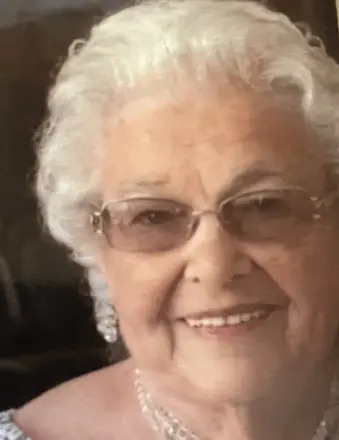 Rose I. Pomaville's obituary , Passed away on April 15, 2025 in Kawkawlin, Michigan