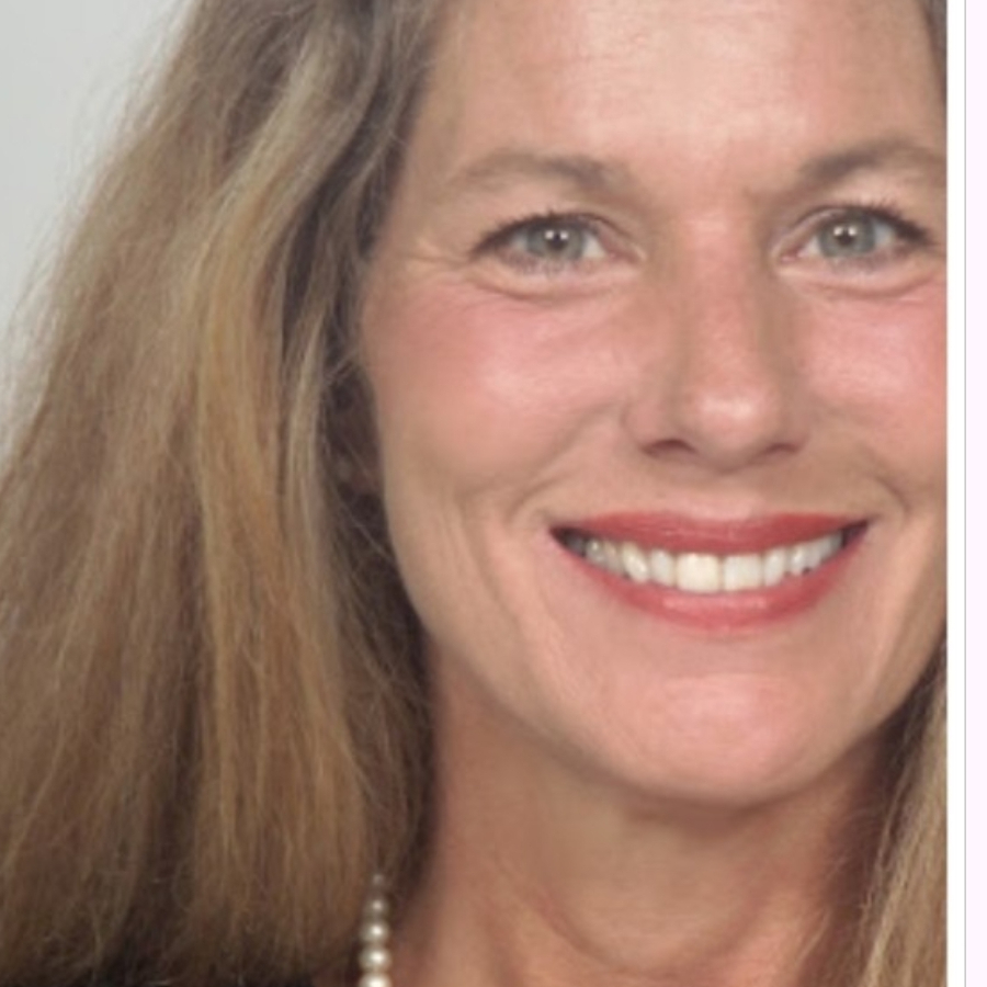 Roxanne Thomson Obituary