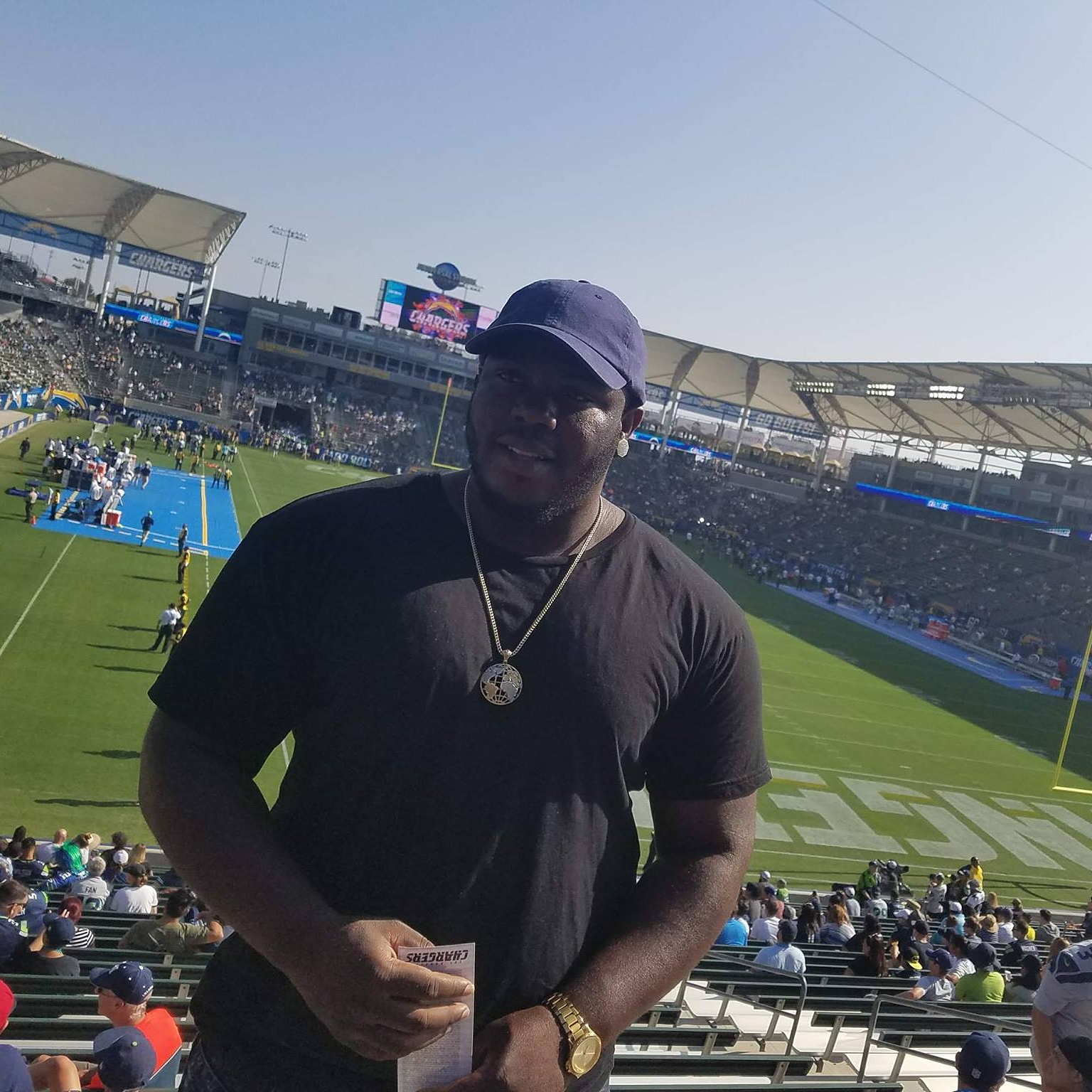 Macvell Holmes Obituary