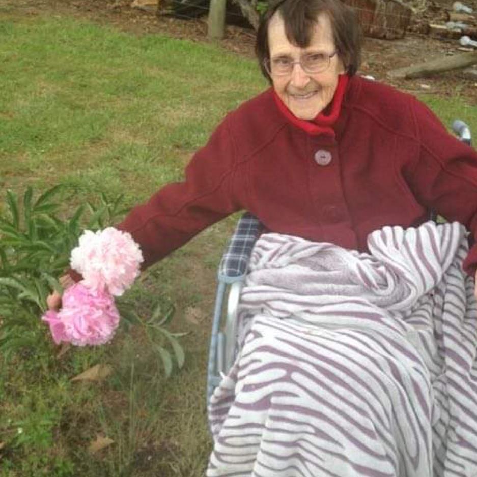 Eileen Muriel Hutchins