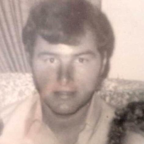 Robert E. Lyons Obituary