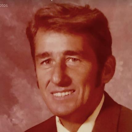 Earl Douthitt Obituary
