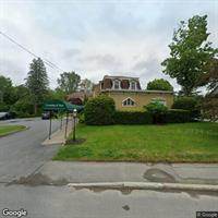 Crosby & Neal Funeral Home, Newport